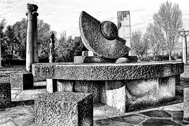 Campo del Sole: tavola centrale