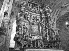 Museo Madonna della Sbarra - Altare centrale