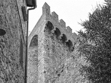 Torre triangolare